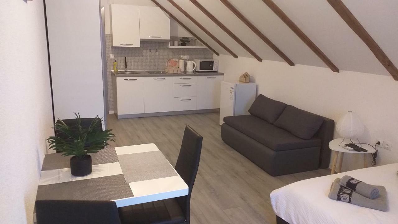 Studio Apartmani Patricia سوملجاناك المظهر الخارجي الصورة